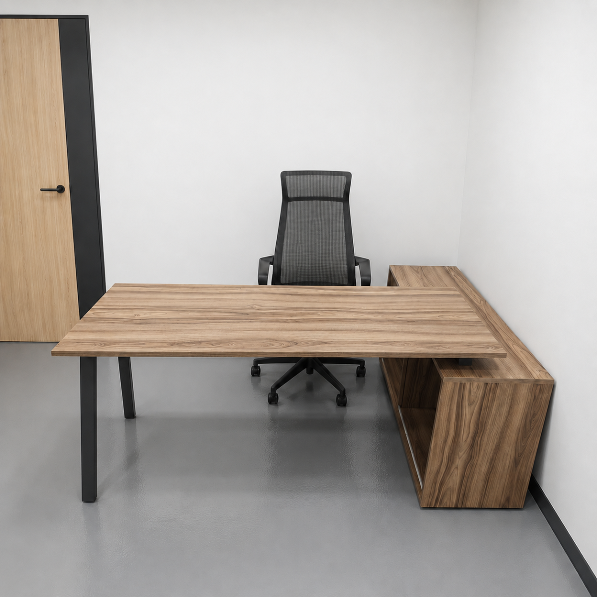 Escritorio Sainz sobre credenza